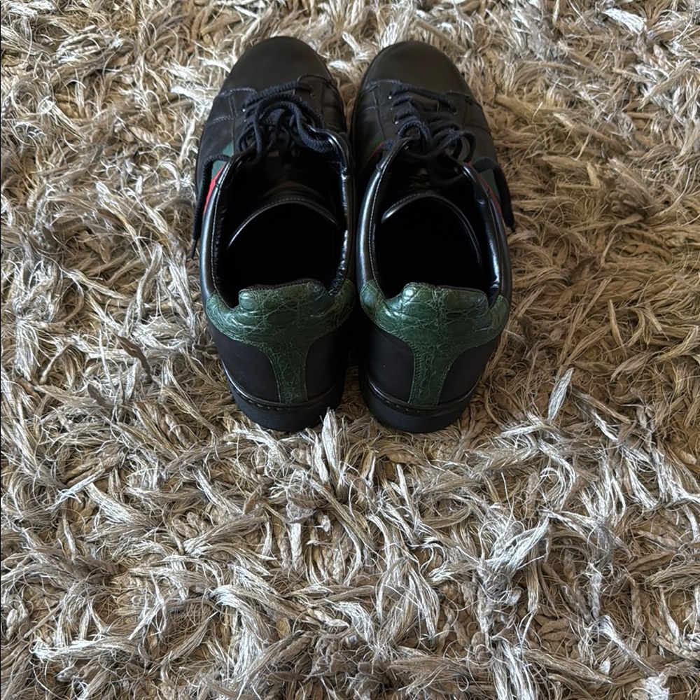 Gucci Black Leather Sneakers with Green and Red Web Stripe - Picture 2 of 2